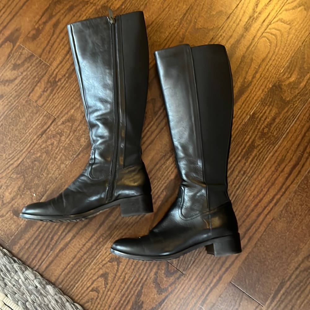 Riding boots